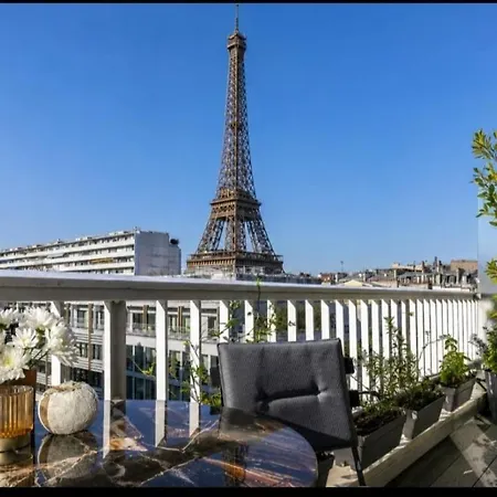 Eiffel Tower View Roof Luxe Services * Париж